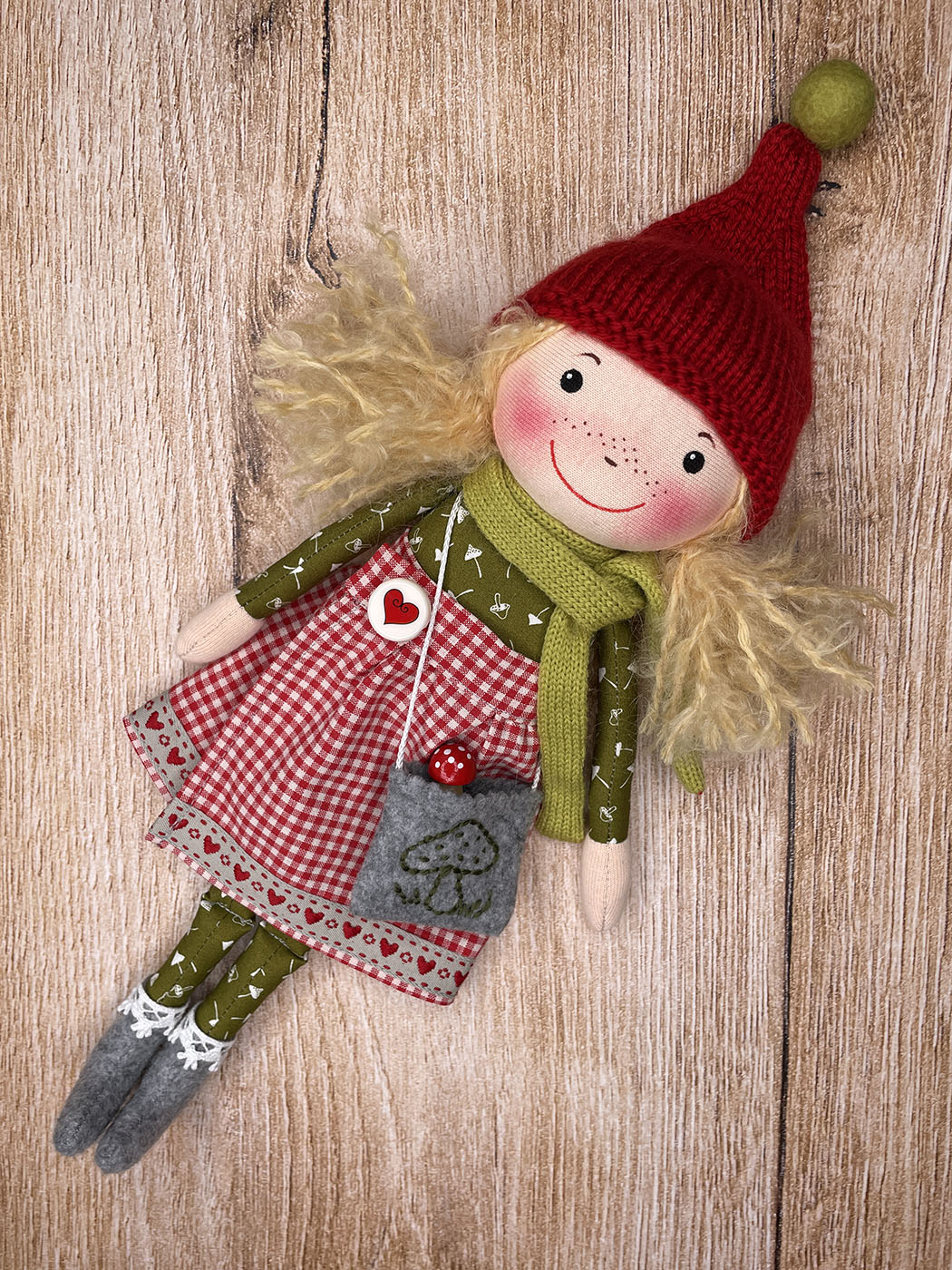 Handgemachte Wichtel Puppen aus der Wichtelfabrik - mit Liebe handgemacht in Tirol - Christine Zierer