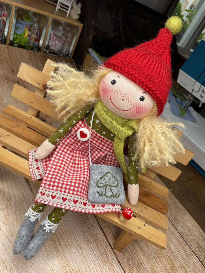 Wichtel Anziehwichtel Stoffpuppe Wichtelpuppe Wichtelfigur Künstlerpuppe Sammlerpuppe Wichtelfabrik